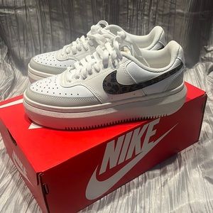 Brand new platform Nike court vision Alta